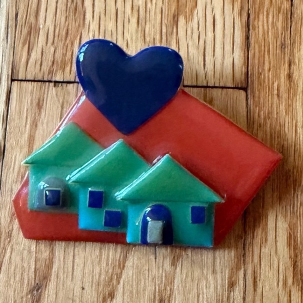 Vtg Lucinda House Pins Heart Village Brooch Resin Art Jewelry Portland cozy home